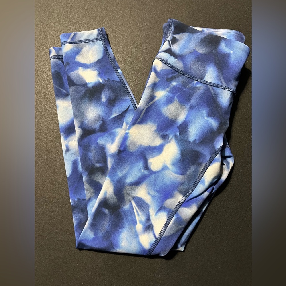 Lululemon Blue Tie Dye Nulu High Rise Leggings Size 6